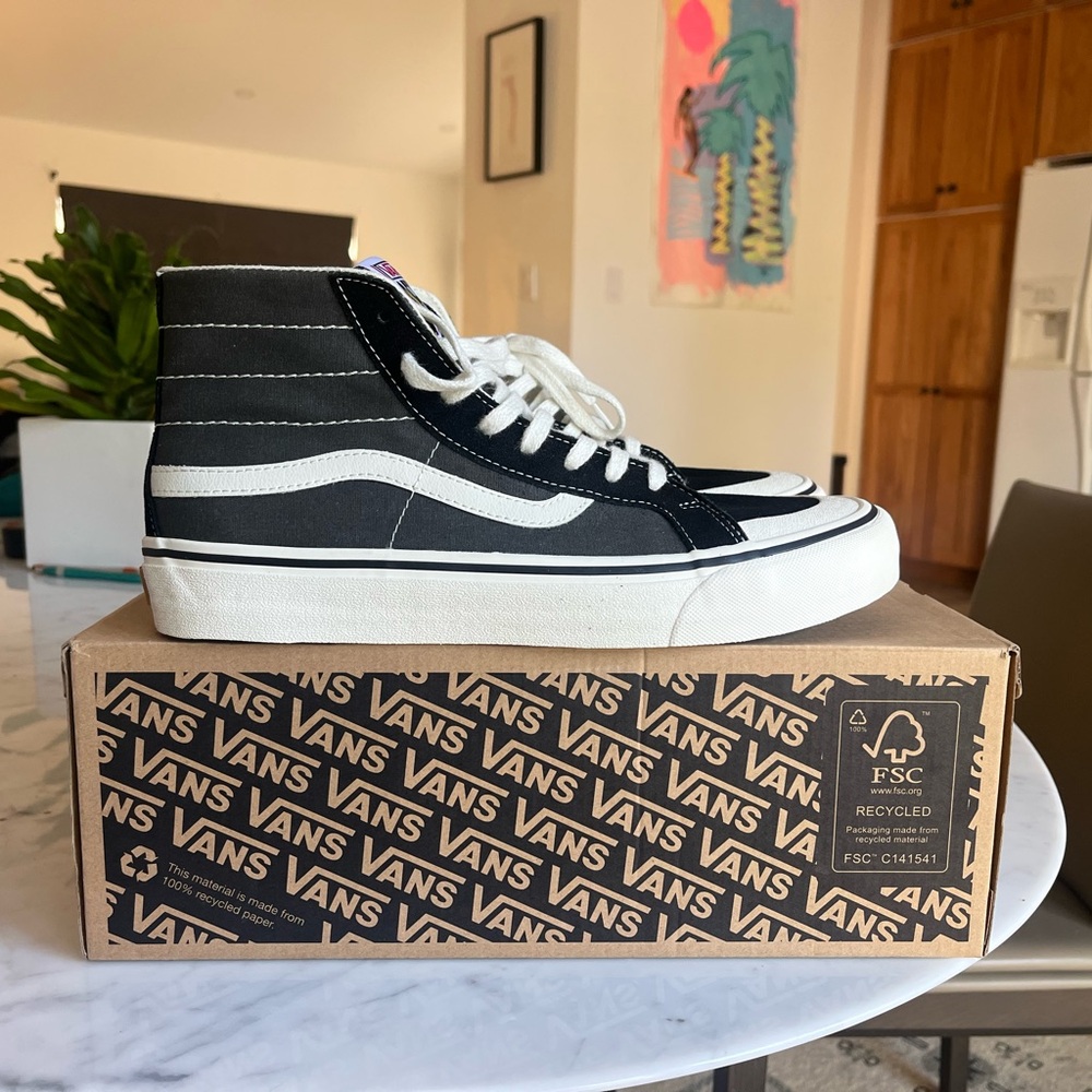 Vans sk8 hi 138 decon salt wash black/marshmallow sz 11.5